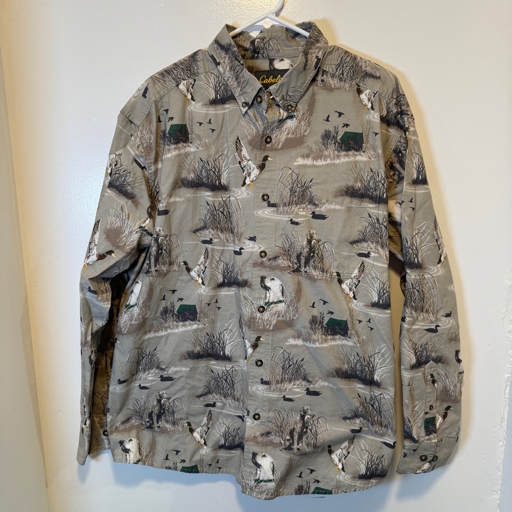 Cabela's Outdoor Print Button-Up Shirt men’s size XL‎